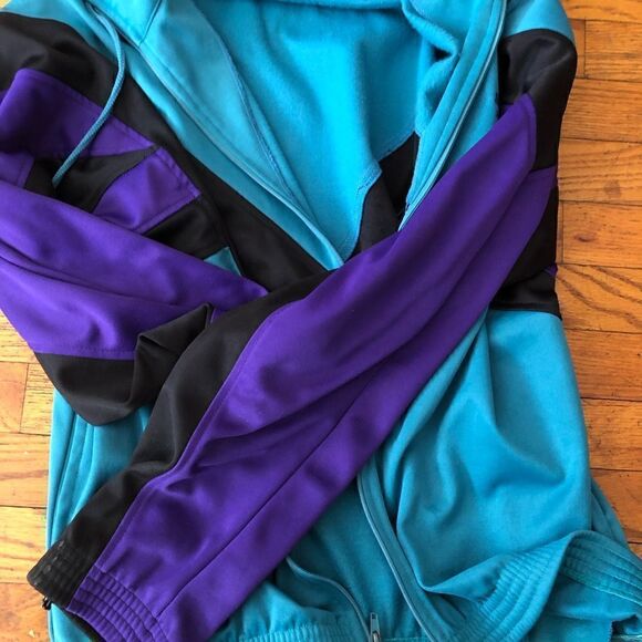 Vintage 90s Spalding Sweatshirt - Picture 10 of 10